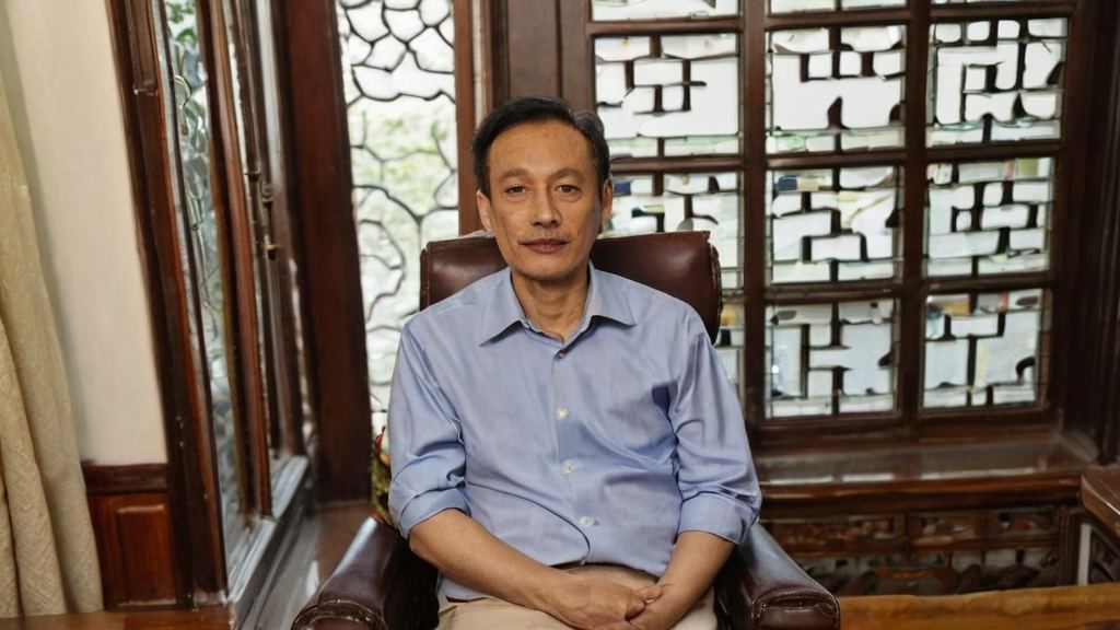 机场偶遇明星翻车背后隐藏的娱乐江湖生存法则